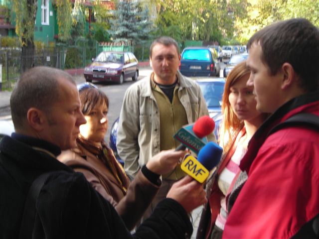 Wywiad dla Radia Gda�sk (r�wnie� Tr�jki) oraz RMF FM 2