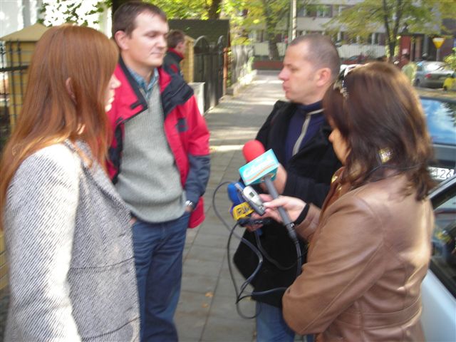 Wywiad dla Radia Gda�sk (r�wnie� Tr�jki) oraz RMF FM 2