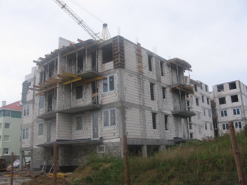 Klatka c zawsze w tyle